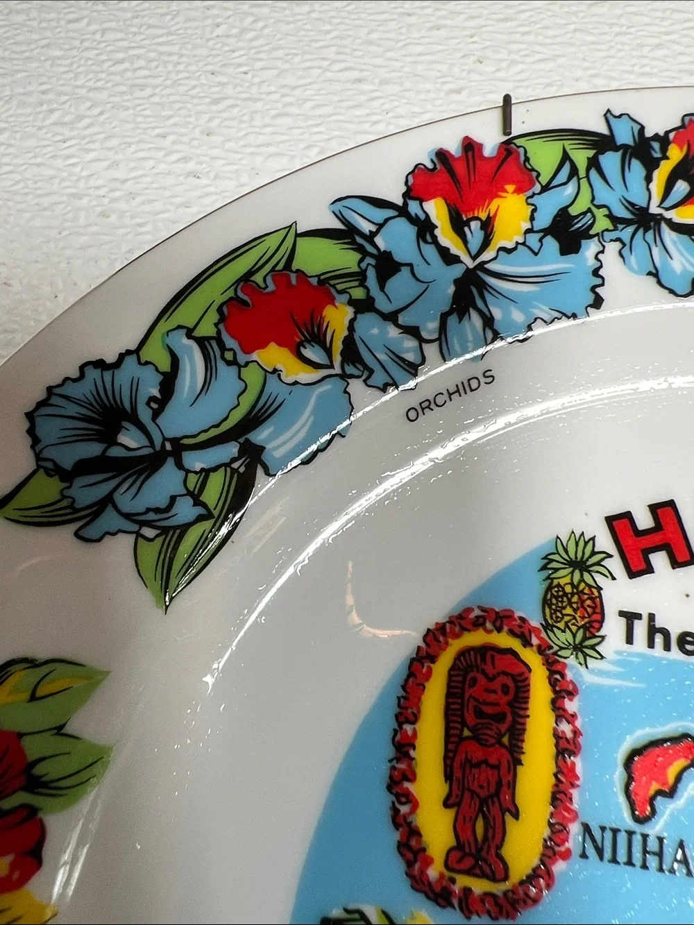 Vintage 1970's Hawaii Aloha Decorative Plate Floral Island Design Made Japan